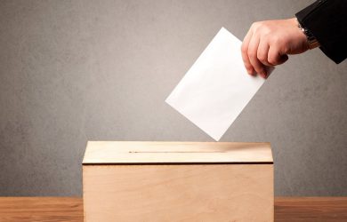 Εκλογές 2023. Οι βουλευτικές έδρες ανά εκλογική περιφέρεια